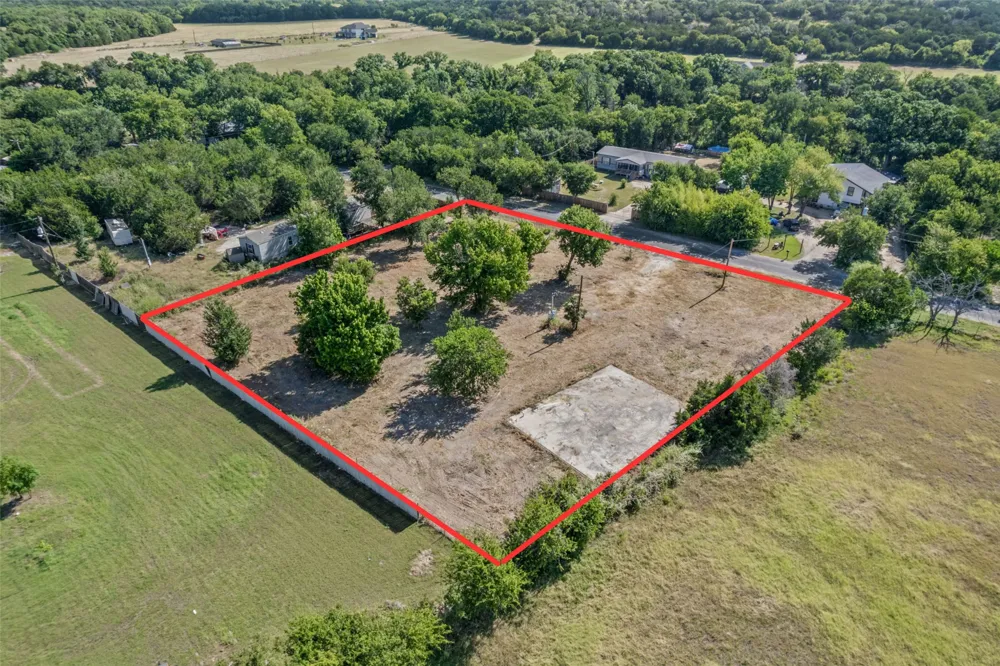 150 River Road Liberty Hill, TX 78642