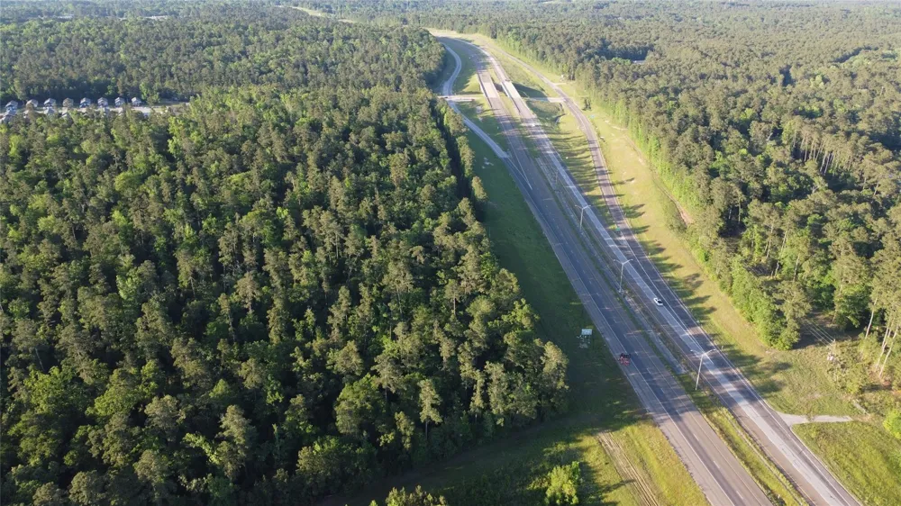 379 State Highway 19 Huntsville, TX 77340