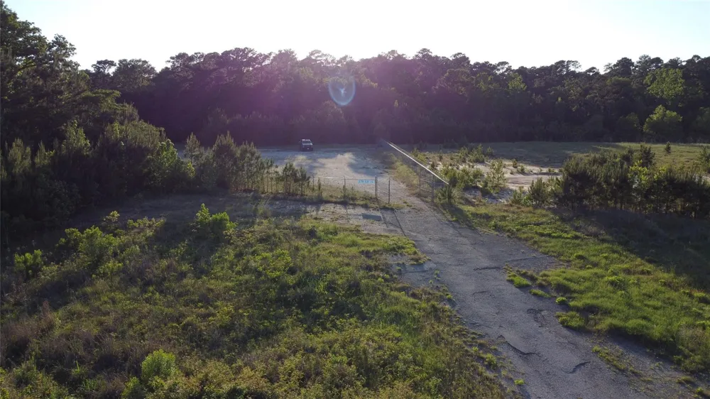 379 State Highway 19 Huntsville, TX 77340