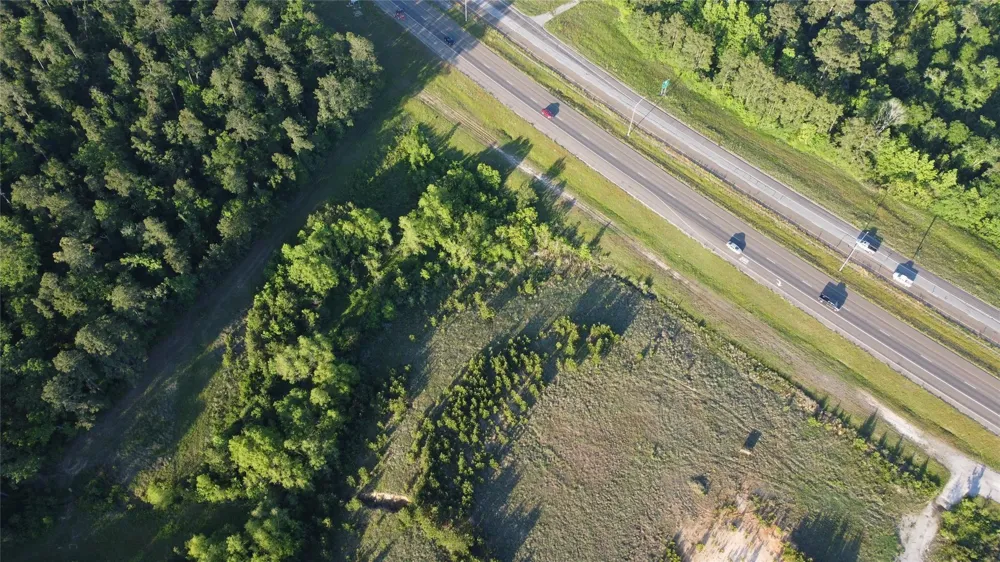 379 State Highway 19 Huntsville, TX 77340
