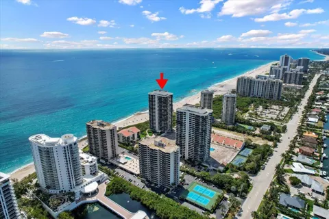 4000 Ocean Drive #2004