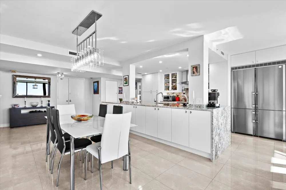 4000 Ocean Drive #2004 Singer Island, FL 33404
