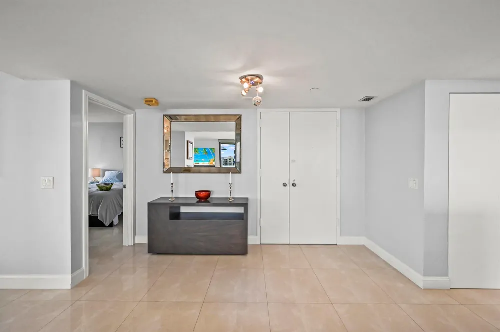 4000 Ocean Drive #2004 Singer Island, FL 33404