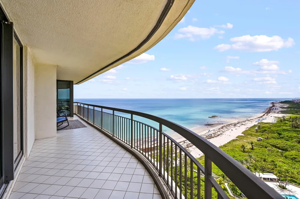 4000 Ocean Drive #2004 Singer Island, FL 33404