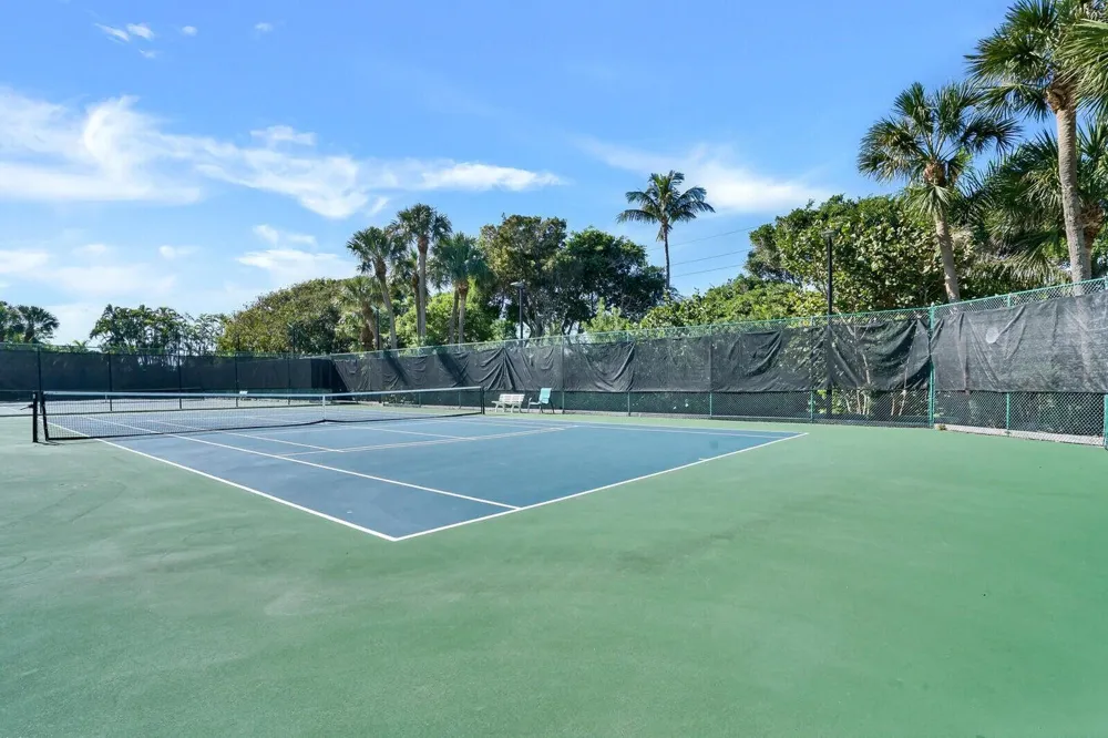 4000 Ocean Drive #2004 Singer Island, FL 33404