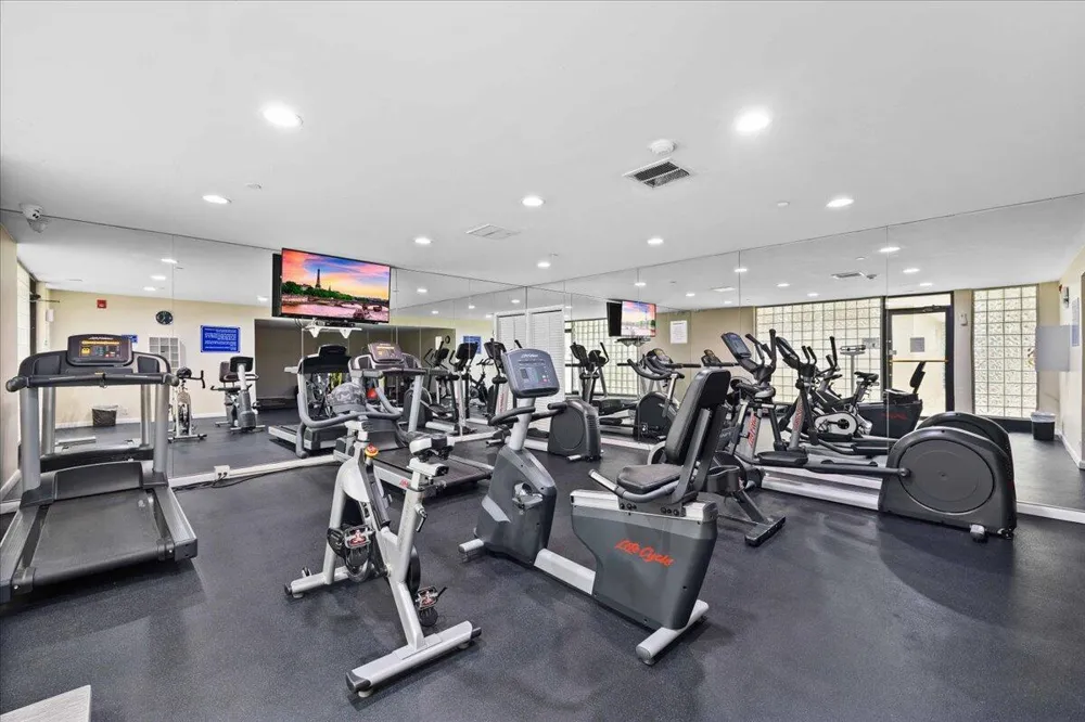 4000 Ocean Drive #2004 Singer Island, FL 33404