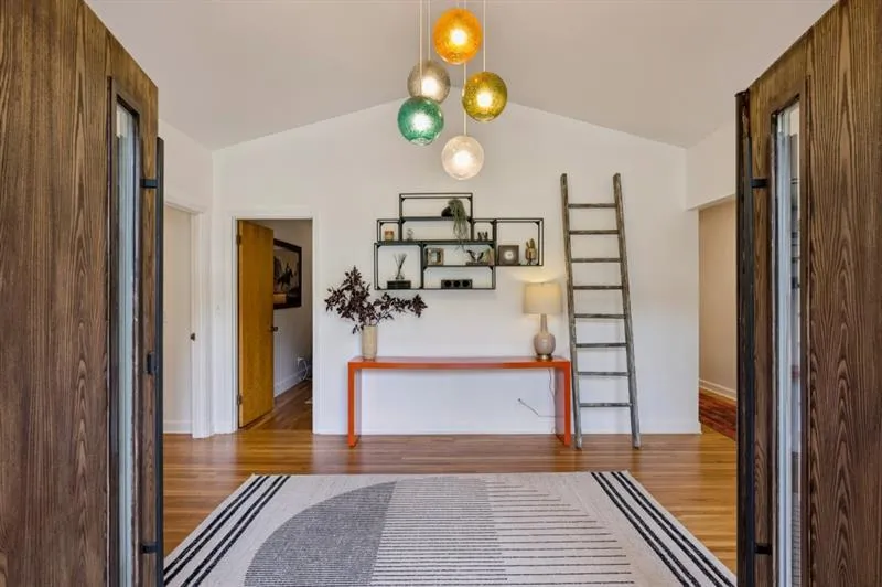 334 Luther Bailey Senoia, GA 30276