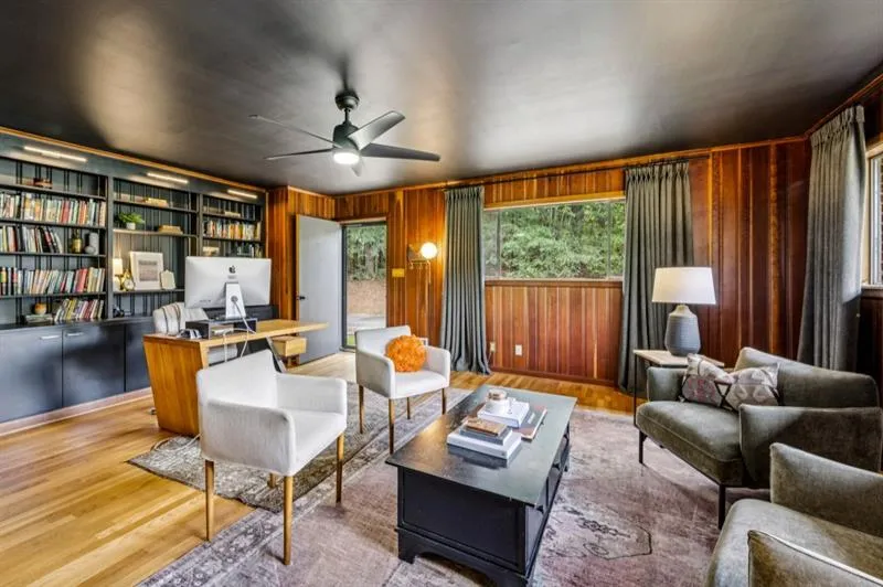 334 Luther Bailey Senoia, GA 30276