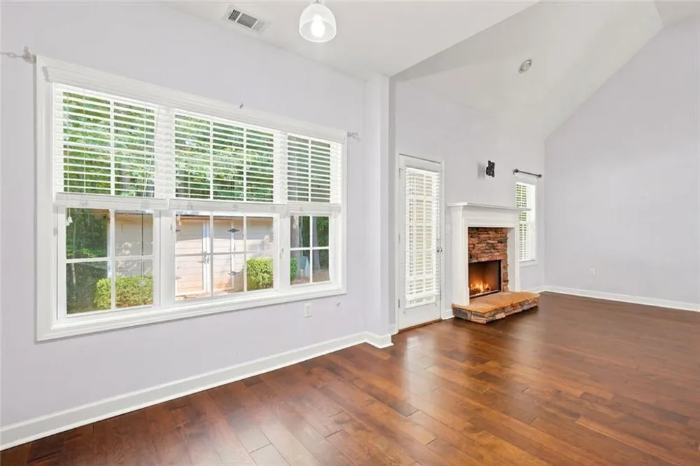 8876 Camp Tree Ct Court Winston, GA 30187