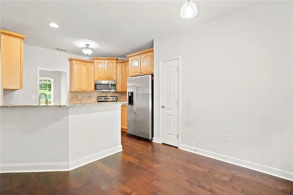 8876 Camp Tree Ct Court Winston, GA 30187