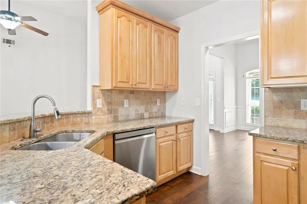 8876 Camp Tree Ct Court Winston, GA 30187
