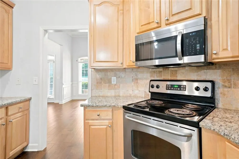 8876 Camp Tree Ct Court Winston, GA 30187