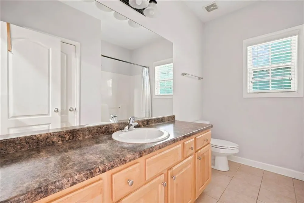 8876 Camp Tree Ct Court Winston, GA 30187