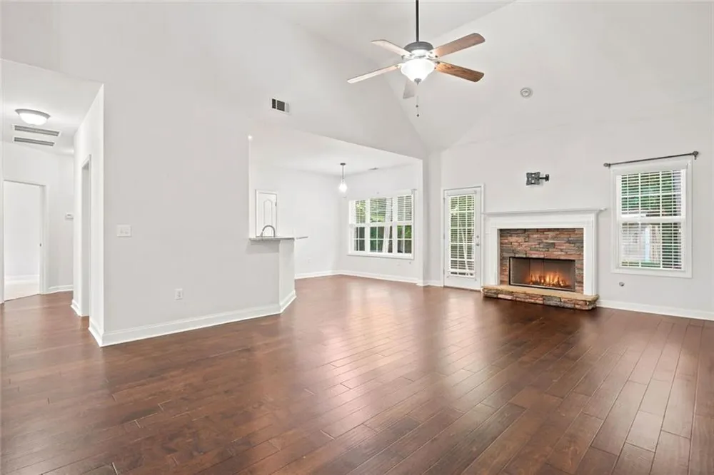 8876 Camp Tree Ct Court Winston, GA 30187
