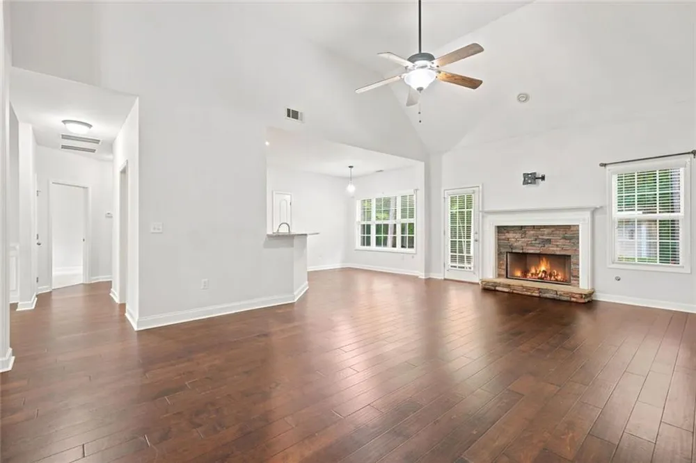 8876 Camp Tree Ct Court Winston, GA 30187