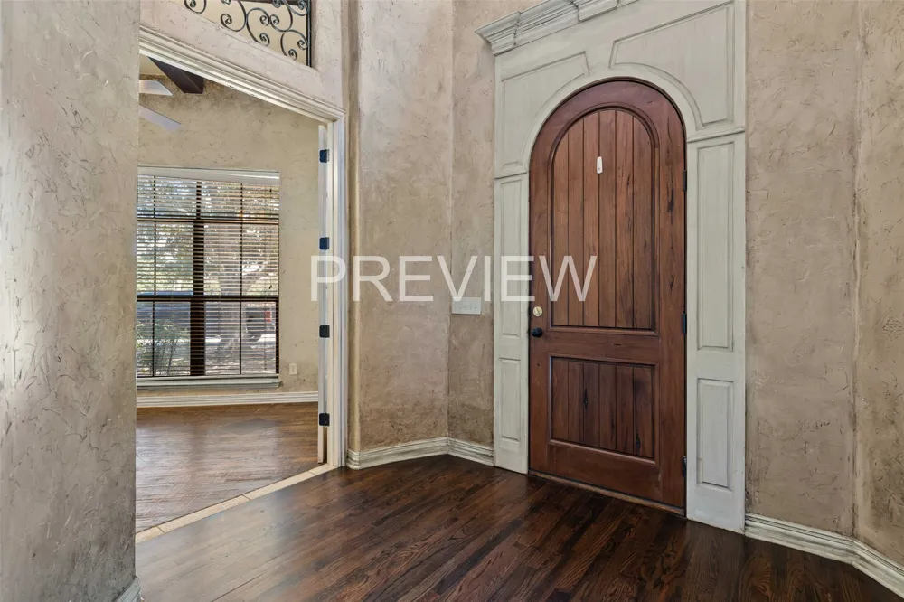 610 Vanishing Oaks Drive Crawford, TX 76638