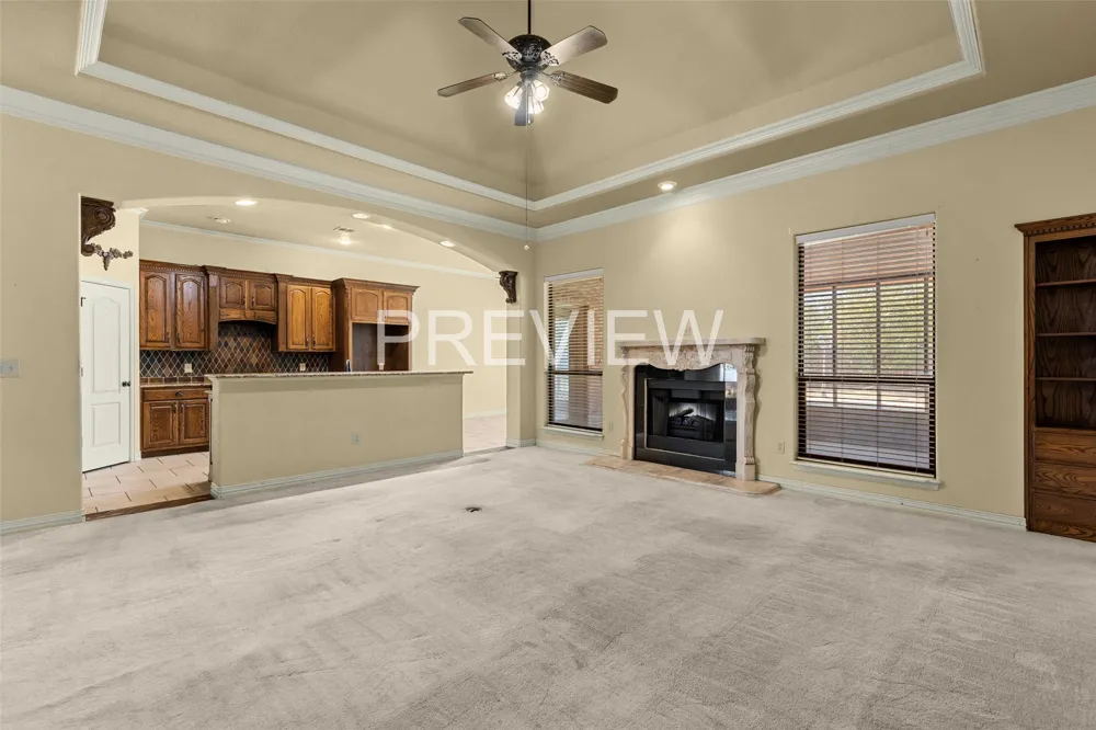 610 Vanishing Oaks Drive Crawford, TX 76638