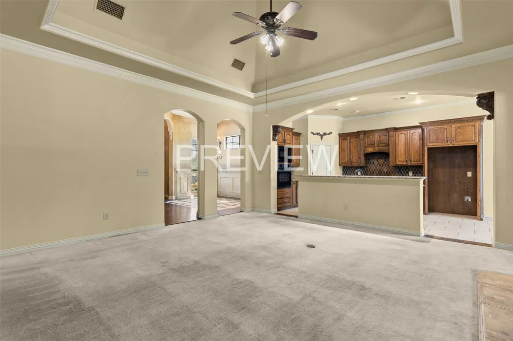 610 Vanishing Oaks Drive Crawford, TX 76638