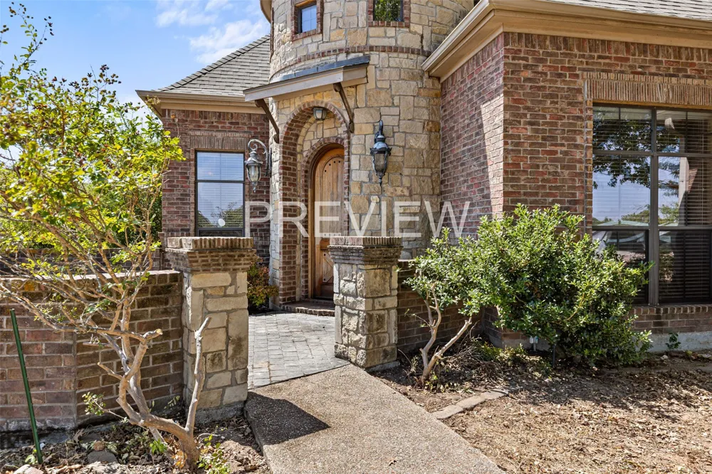 610 Vanishing Oaks Drive Crawford, TX 76638