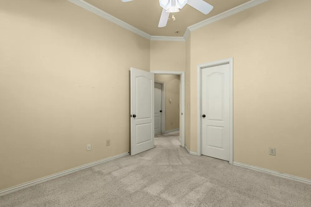 610 Vanishing Oaks Drive Crawford, TX 76638