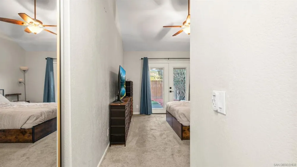 422 Devonshire Gln Escondido, CA 92027