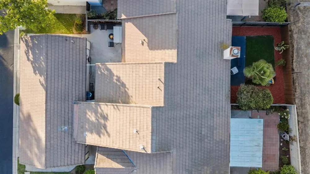 422 Devonshire Gln Escondido, CA 92027