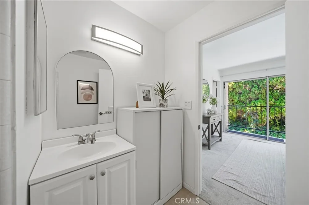1225 Rosecrans #36A Fullerton, CA 92833