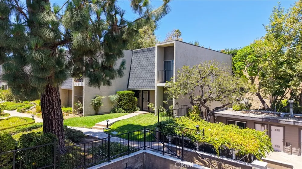 1225 Rosecrans #36A Fullerton, CA 92833