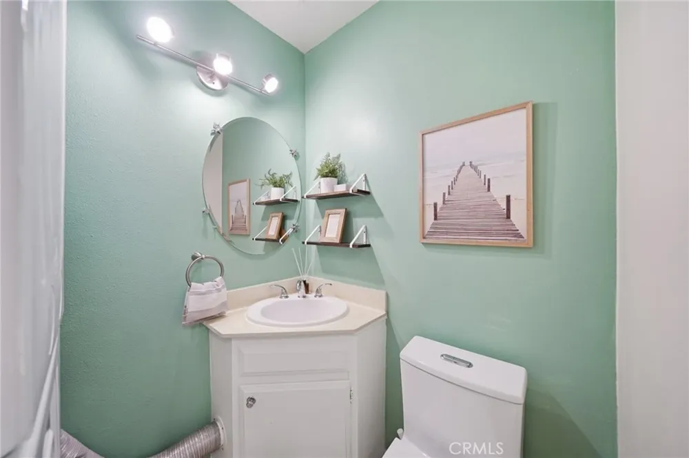 1225 Rosecrans #36A Fullerton, CA 92833