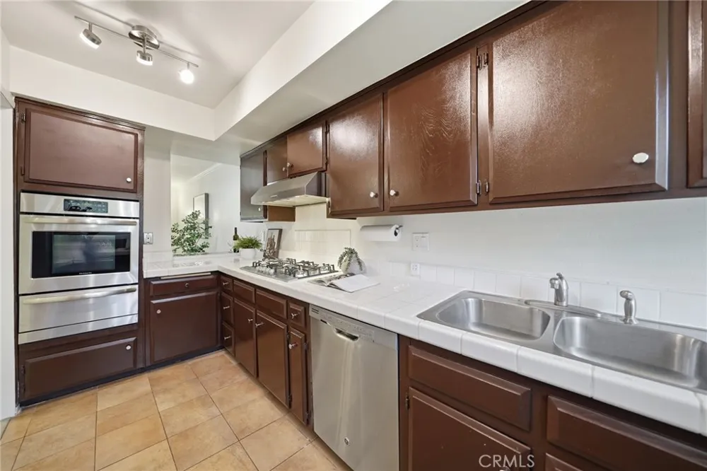 1225 Rosecrans #36A Fullerton, CA 92833