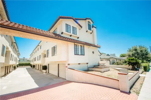 6042 Temple City #A