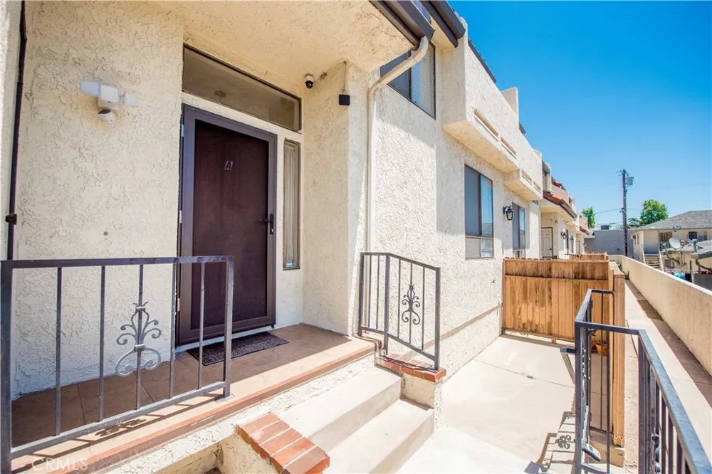 6042 Temple City #A Temple City, CA 91780