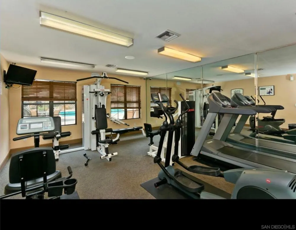 12091 Alta Carmel Ct #10 San Diego, CA 92128