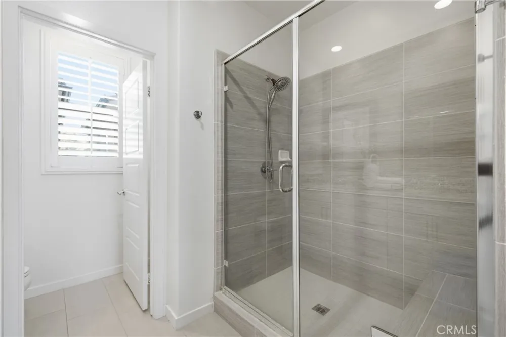119 Wild Rose Lake Forest, CA 92630