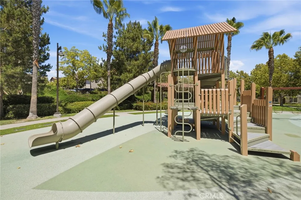 119 Wild Rose Lake Forest, CA 92630
