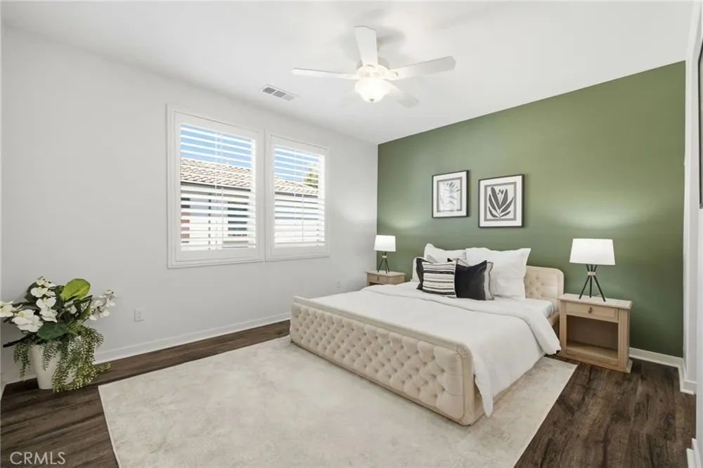 119 Wild Rose Lake Forest, CA 92630