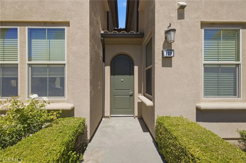 119 Wild Rose Lake Forest, CA 92630