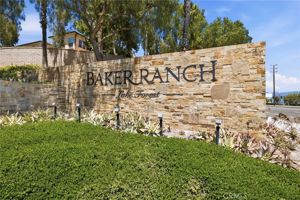119 Wild Rose Lake Forest, CA 92630