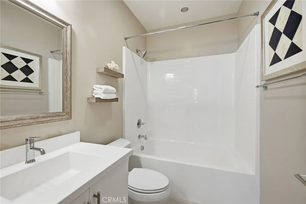 119 Wild Rose Lake Forest, CA 92630