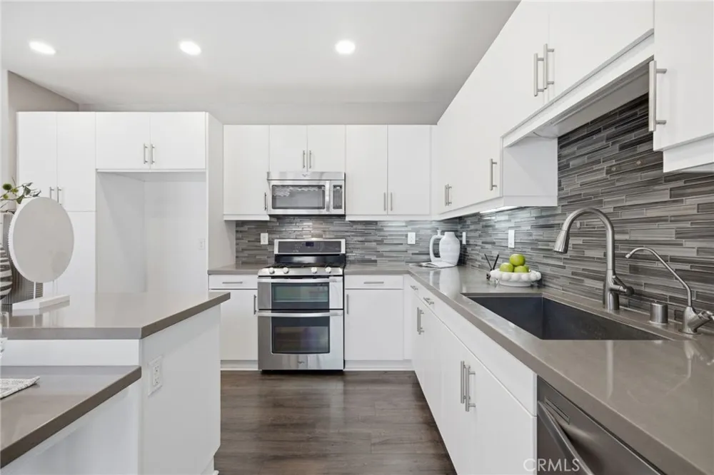 119 Wild Rose Lake Forest, CA 92630