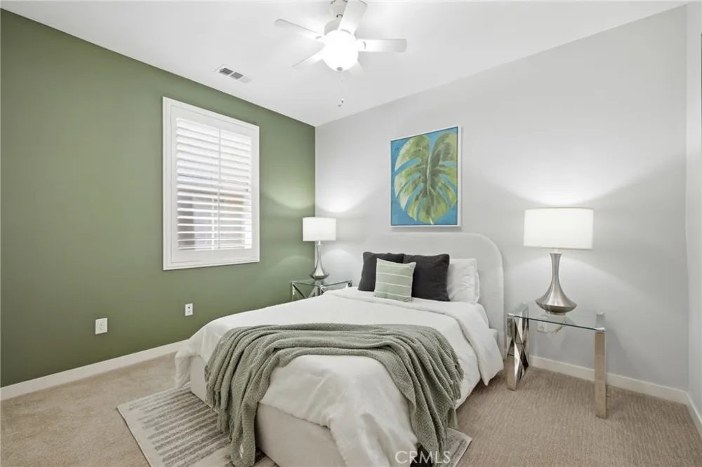 119 Wild Rose Lake Forest, CA 92630