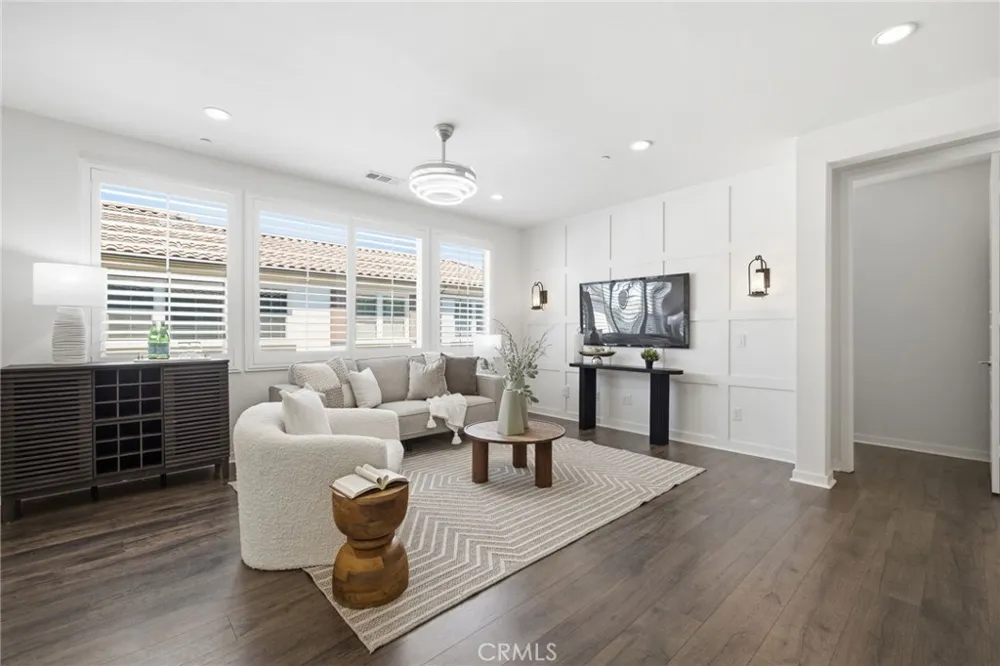 119 Wild Rose Lake Forest, CA 92630