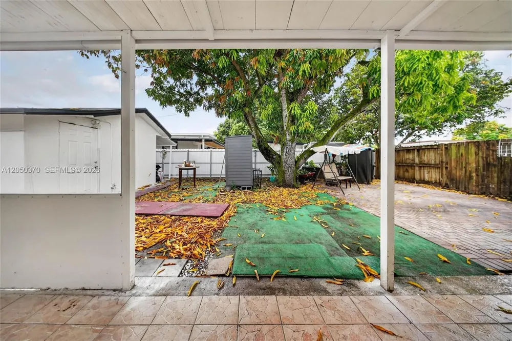 6161 E 4th Ave Hialeah, FL 33013