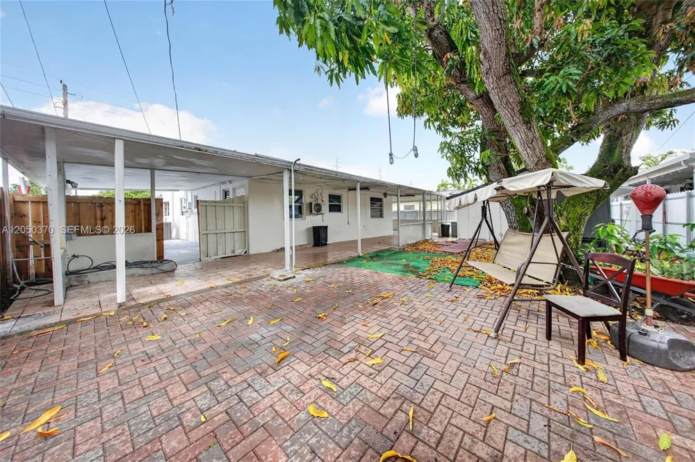 6161 E 4th Ave Hialeah, FL 33013