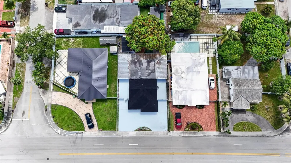6161 E 4th Ave Hialeah, FL 33013