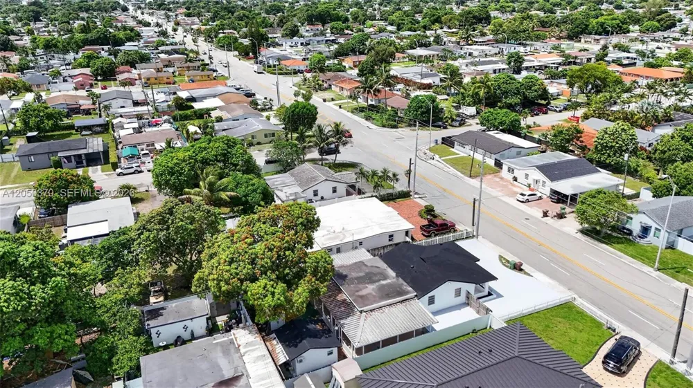 6161 E 4th Ave Hialeah, FL 33013