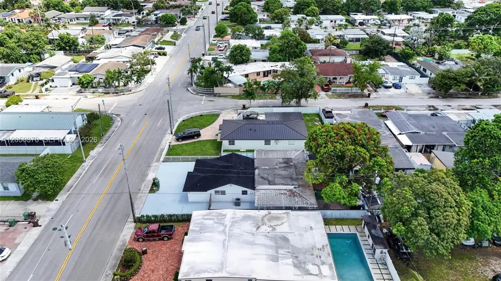 6161 E 4th Ave Hialeah, FL 33013