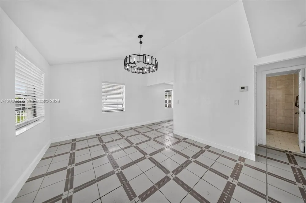 6161 E 4th Ave Hialeah, FL 33013