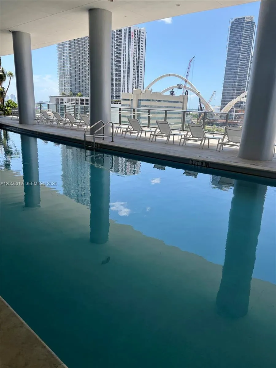 1600 NE 1st Ave #3402 Miami, FL 33132