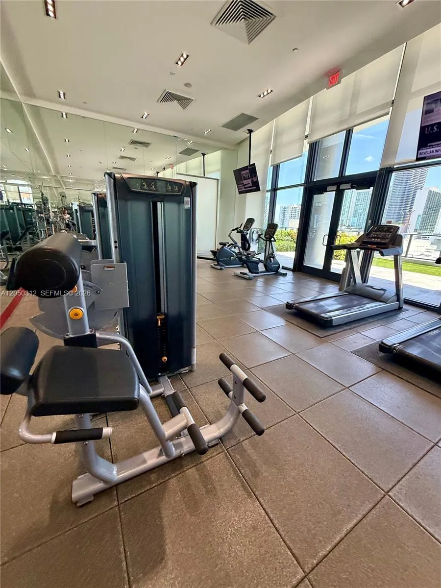 1600 NE 1st Ave #3402 Miami, FL 33132